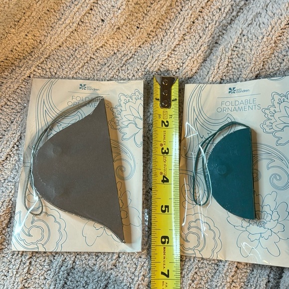 2 Special Release From Erin Condren - 2 Foldable Ornaments - Reusable!!!! - Picture 5 of 5